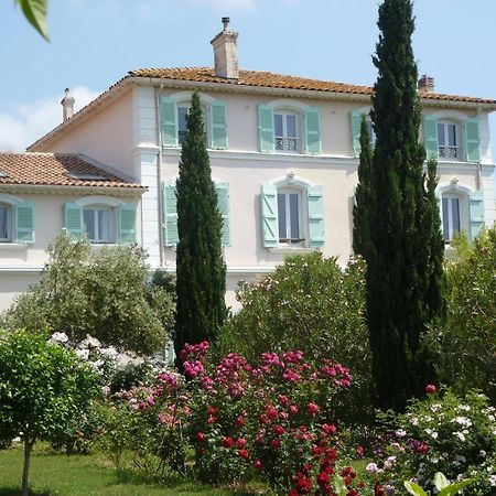 مبيت وإفطار Hyères Domaine De L'Aufrene المظهر الخارجي الصورة